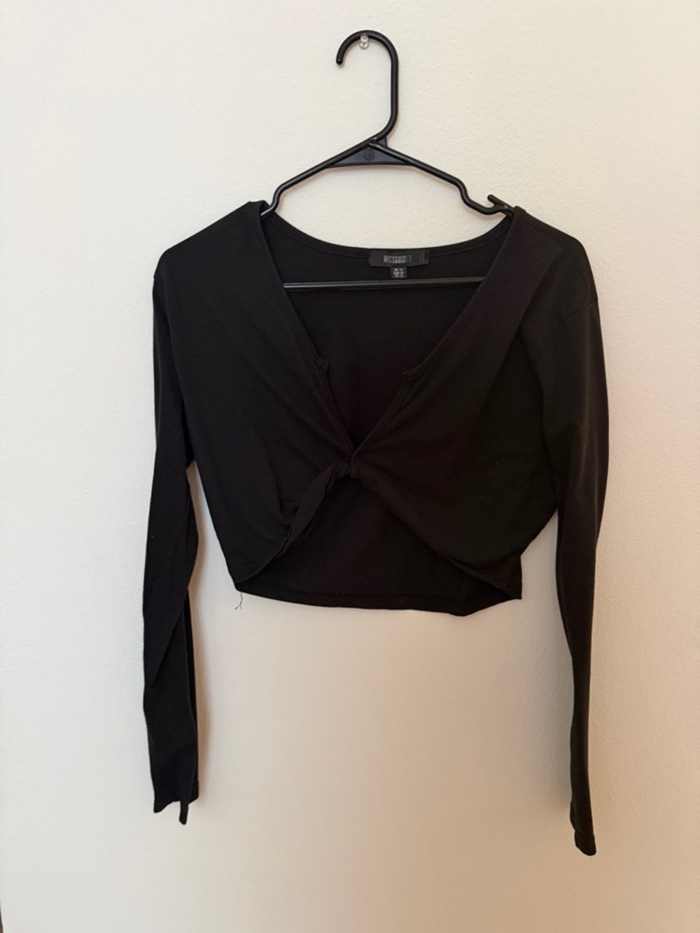 Missguided Black Knot-Front Long Sleeve Crop Top